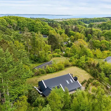 Casa vacanze Unique Multi-level With Game Room, And For Everyone Ebeltoft