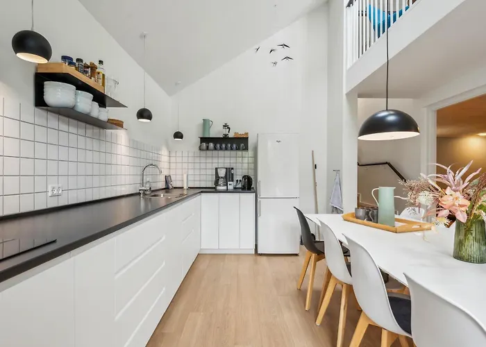 Unique Multi-level With Game Room, And For Everyone