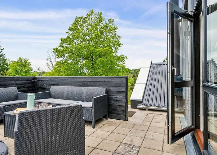 Unique Multi-level With Game Room, And For Everyone *