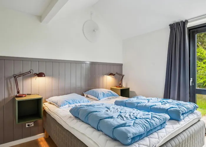 Unique Multi-level With Game Room, And For Everyone
